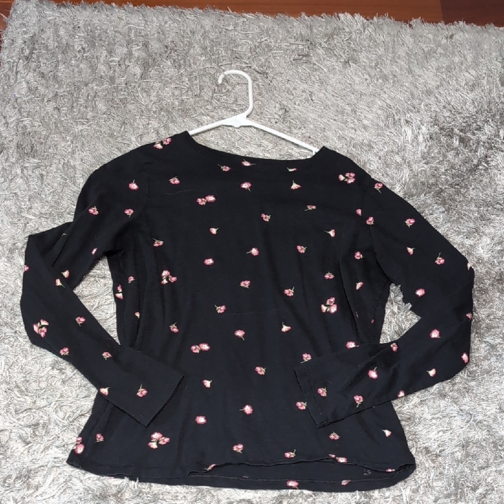 Fitted Black and Pink Long Sleeve Blouse